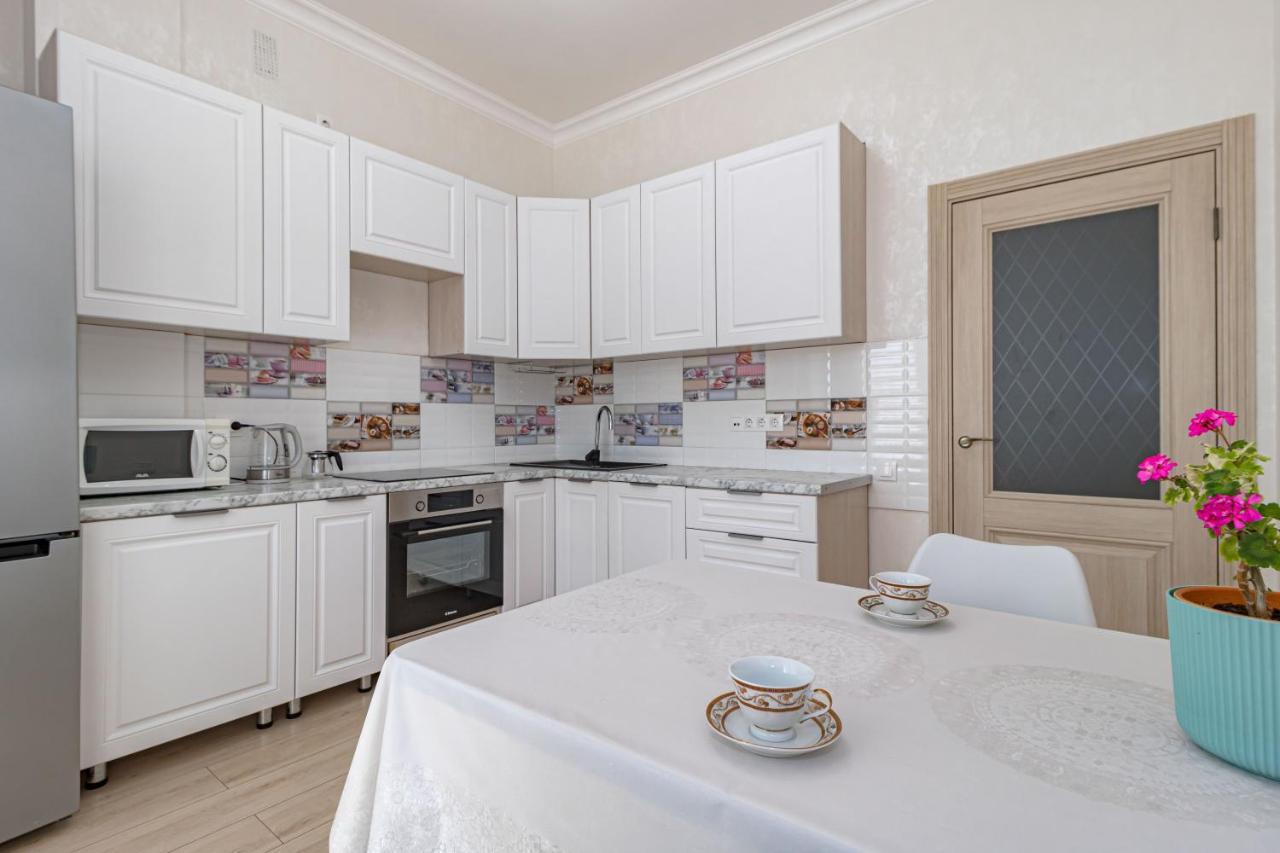 Park Avenue Напротив Ботанического Сада Astana Buitenkant foto