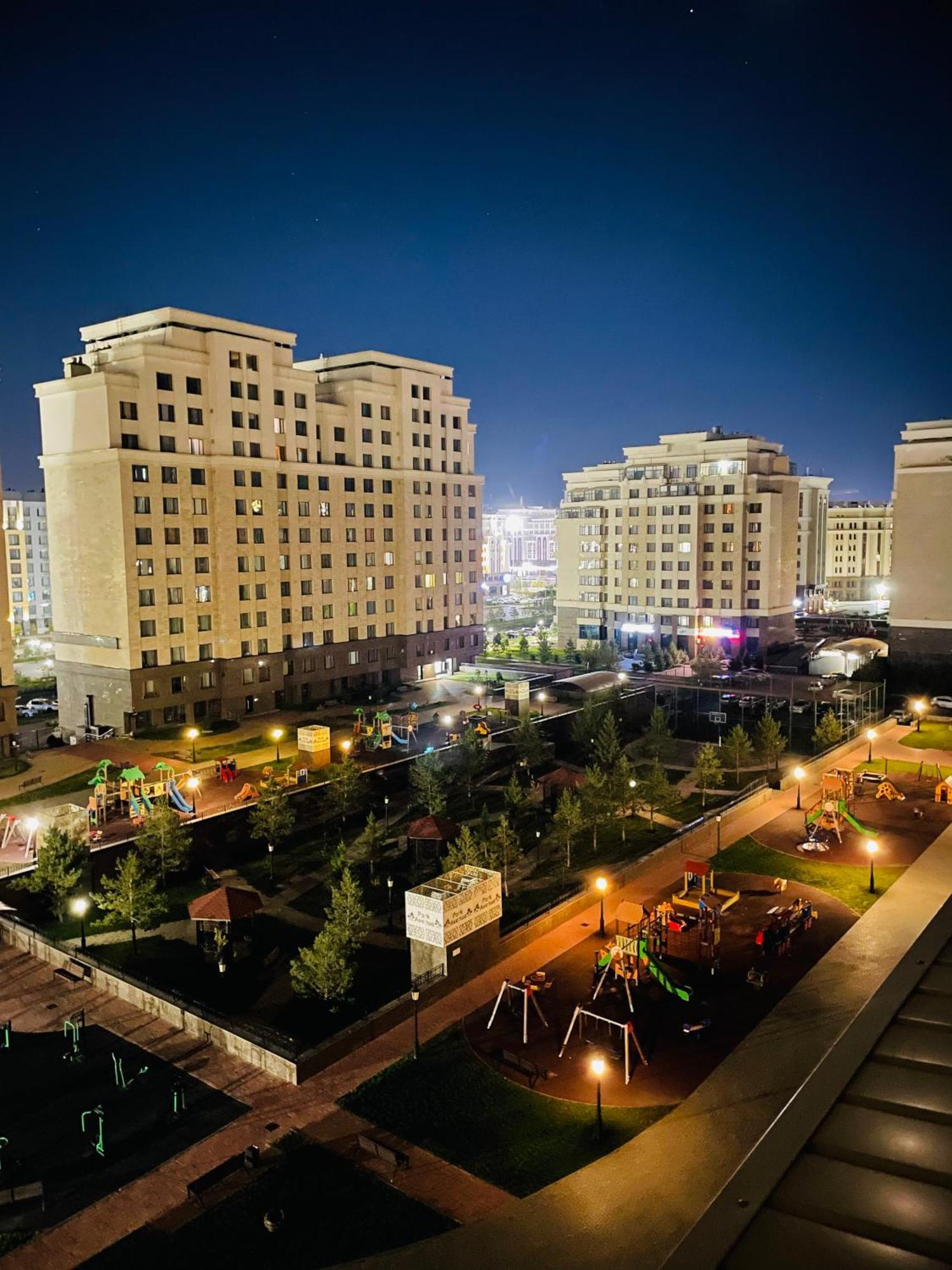 Park Avenue Напротив Ботанического Сада Astana Buitenkant foto