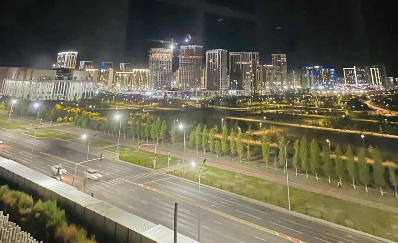 Park Avenue Напротив Ботанического Сада Astana Buitenkant foto